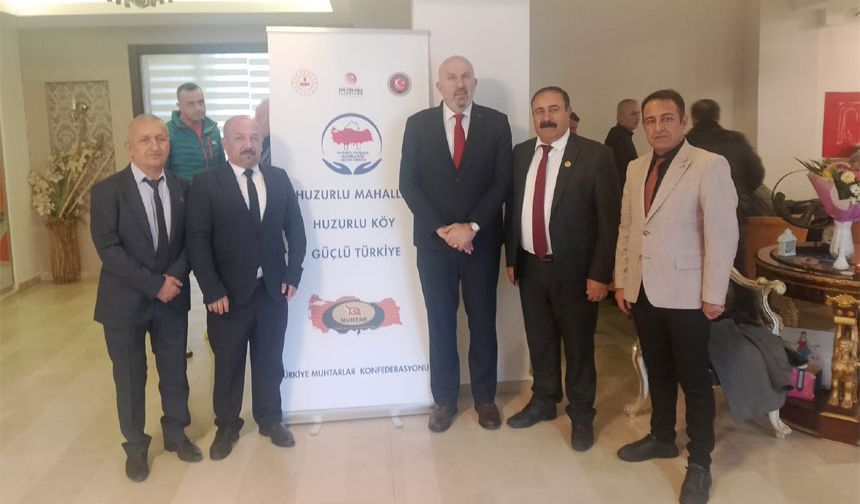 Hakkarili muhtarlar Hatay'da seminere katıldı