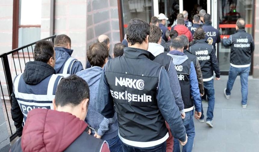 Torbacılara 3 ilde operasyon: 123 gözaltı