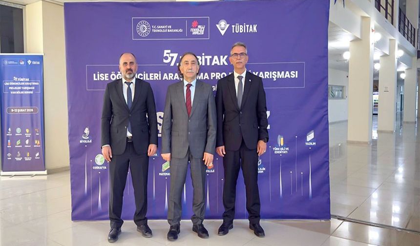 Hakkari Üniversitesi’ne TÜBİTAK 2204-A’da jüri görevi