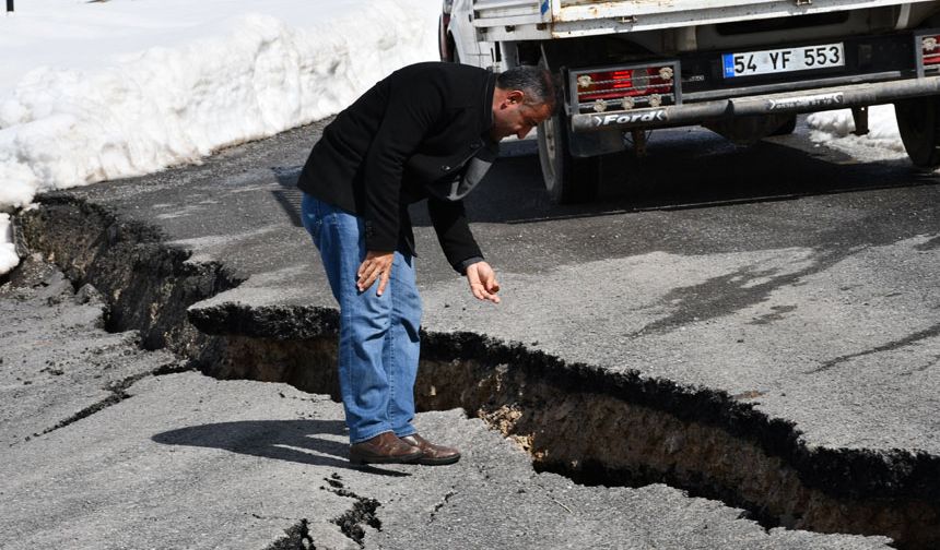 Durankayalılar çöken yol için çözüm bekliyor