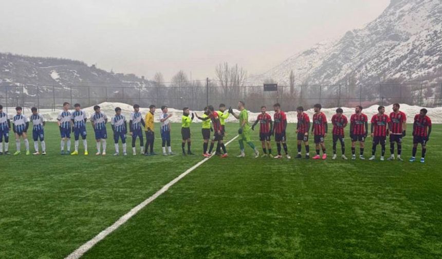 Hakkari - Yüksekova maçında 14 gollük skor