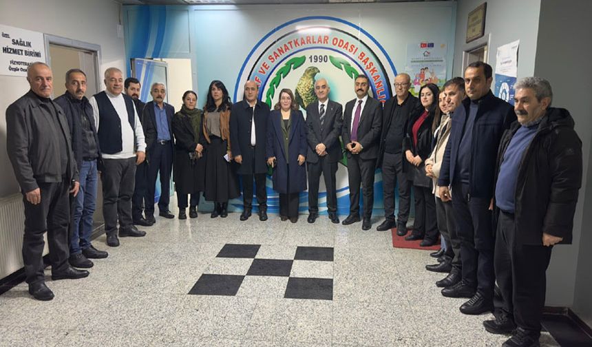 Yüksekova Belediyesinden STK'lara ziyaret