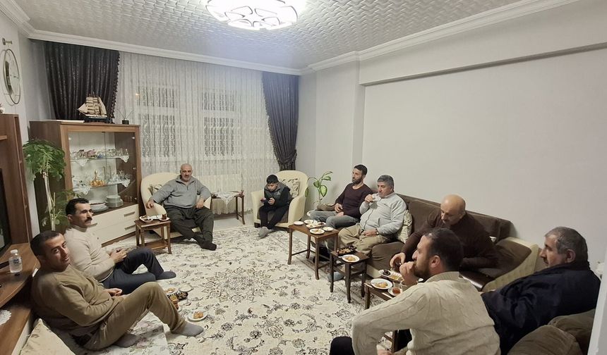 Yeniden Refah Partis Hakkari İl Teşkilatında bayram ziyaretleri