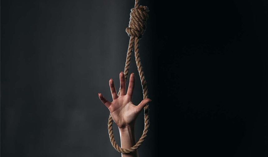 Hakkari'de bir kadın canına kıydı