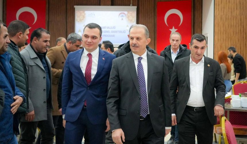 Vali Taşyapan İl Özel İdaresi personeliyle iftarda buluştu