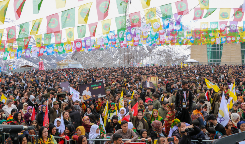 DEM Parti Hakkari İl Örgütü’nden newroz teşekkürü