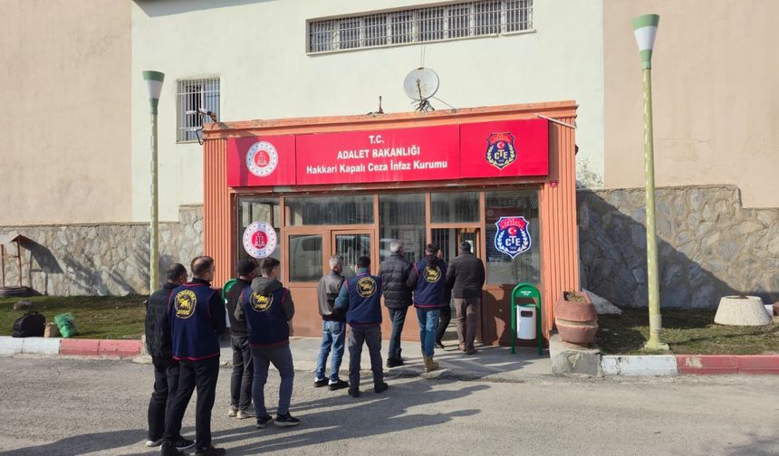 Hakkari’de 5 firari hükümlü yakalandı