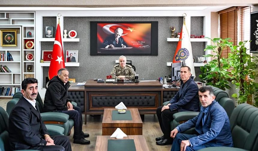 Hakkari’de şehit yakınlarına bayram ziyareti