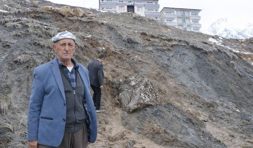 Hakkari’de evler heyelan tehdidi altında