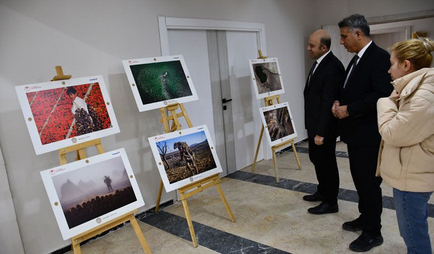 Hakkari'de 'Tarım, Orman ve İnsan' fotoğraf sergisi açıldı