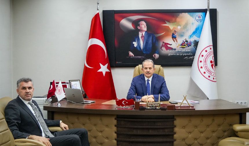 Taşyapan’dan Gençlik ve Spor İl Müdürlüğü’ne ziyaret