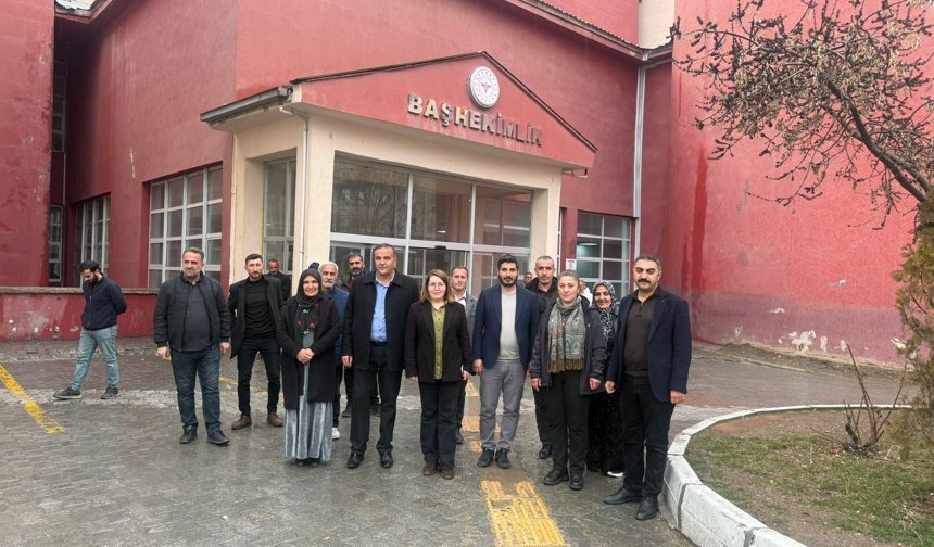 Hakkari DEM heyetinden hastane ziyareti