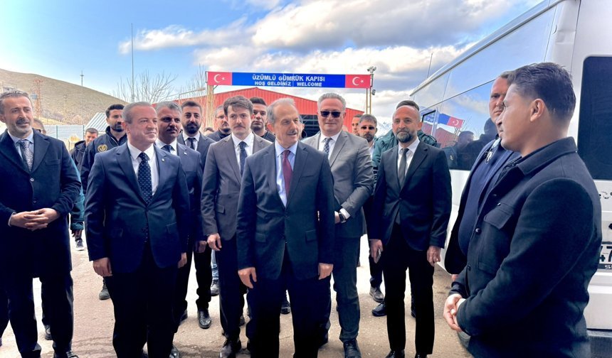 Vali Taşyapan Üzümlü Sınır Kapısı’nda talimat verdi