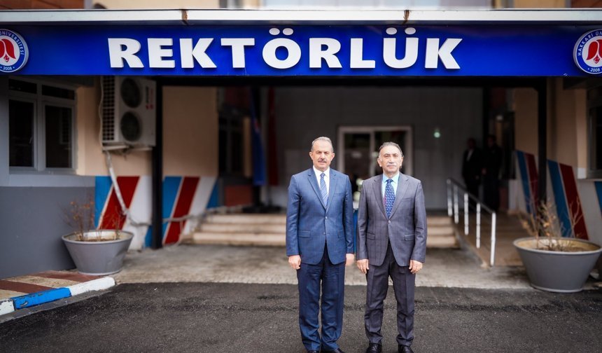 Vali İbrahim Taşyapan Hakkari Üniversitesi’ni ziyaret etti