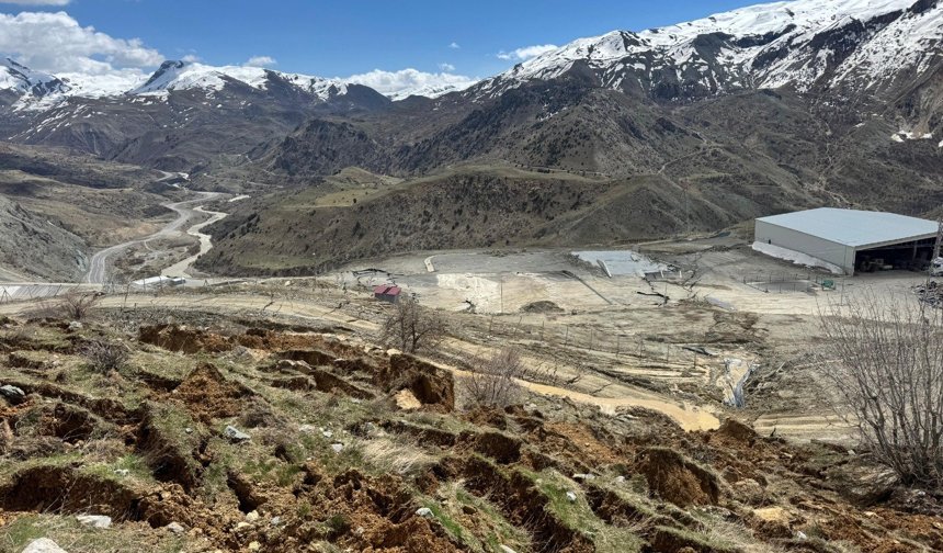 Hakkari'de Katı Atık Tesisi'ndeki faaliyetler durduruldu