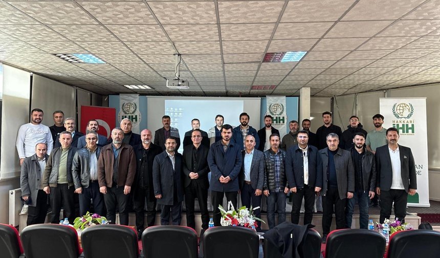 Hakkari İHH’den geniş katılımlı hizmet içi eğitim programı