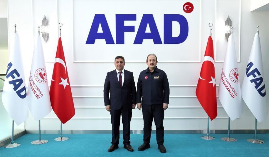 Müdür Kanat AFAD Başkanı Pehlivan'ı ziyaret etti