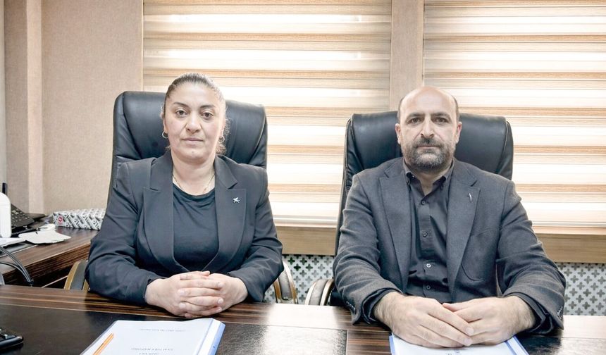 Hakkari İl Genel Meclisi yeni dönem Eş Başkanları Dara ve Yaşar oldu