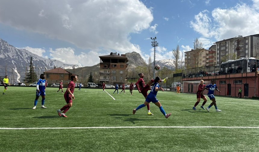 Hakkarigücü, Galatasaray’a nefes aldırmadı