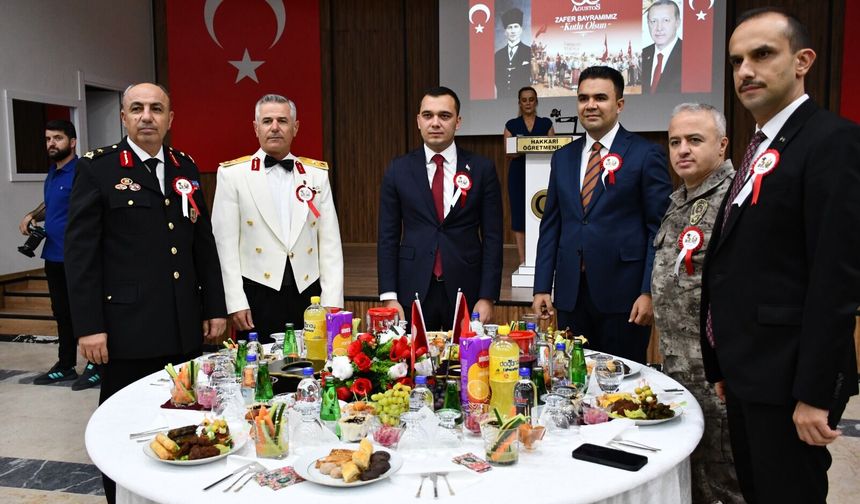 Hakkari’de 30 Ağustos Zafer Bayramı resepsiyonu düzenlendi