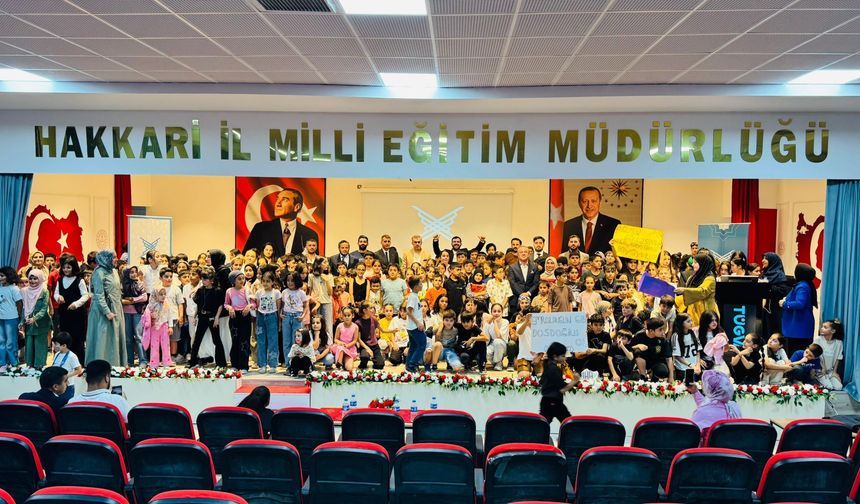 TÜGVA Hakkari’de Yaz Okulu’nu 2 bin 500 öğrenciyle tamamladı
