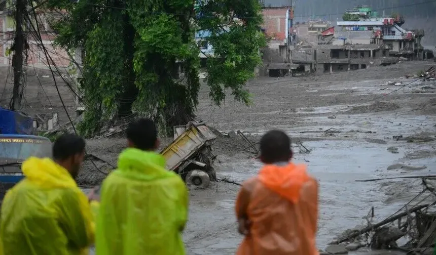 Nepal-Çin sınırında ölü sayısı 362'ye yükseldi