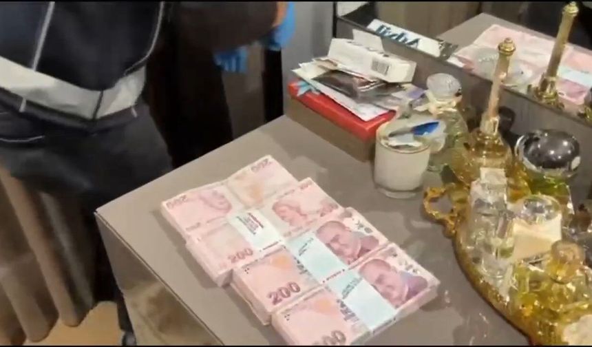 İstanbul merkezli 13 ilde sahte belgelerle vatandaşlık operasyonu: 26 şüpheli tutuklandı