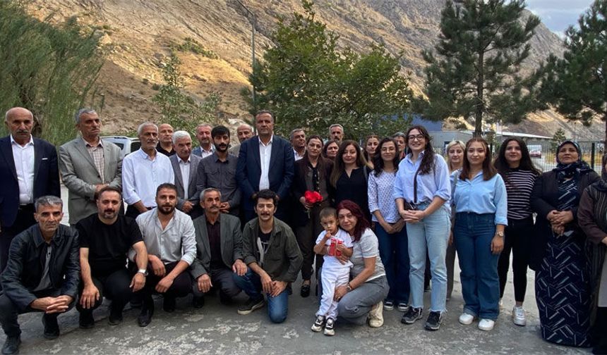 Hakkari’de 3 siyasetçi tahliye edildi