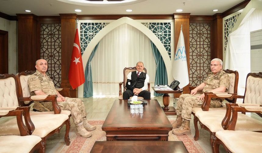 Tümgeneral Uslu'dan Vali Taşypan'a ziyaret