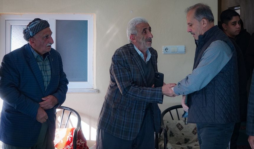 Vali Taşyapan, Makbule Kurt’un taziyesine katıldı
