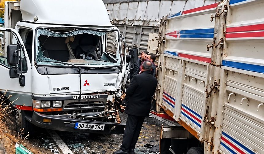 Hakkari’de trafik kazası: Yüksekova-Şemdinli yolunda 1 yaralı