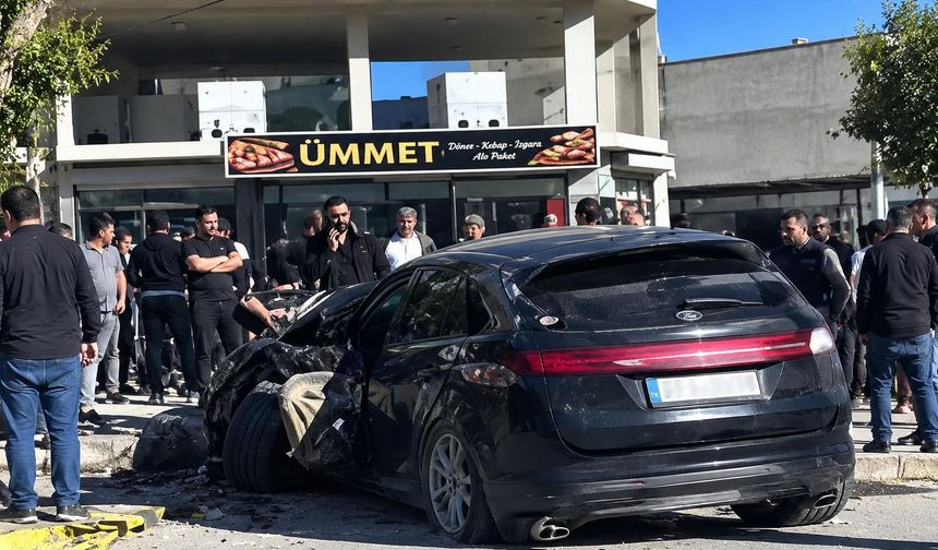 Van'da trafik kazası: Ölü ve yaralılar var
