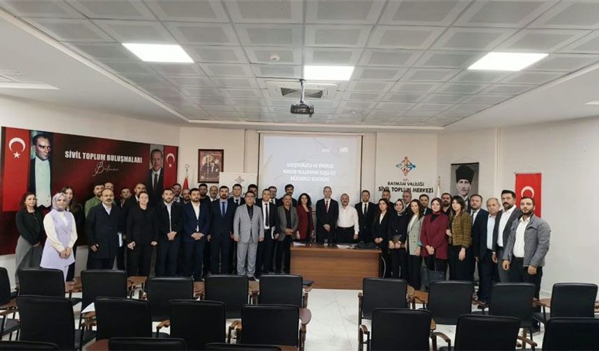 Hakkarili rehberlikçiler bölgesel seminere katıldı