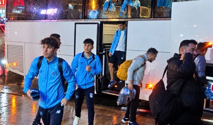 18 saatlik yolculuğun ardından Adana Demirspor Hakkari’de
