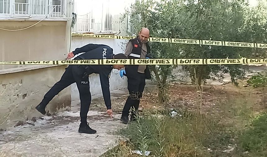 2'nci kattaki evinin balkondan düşüp yaralandı