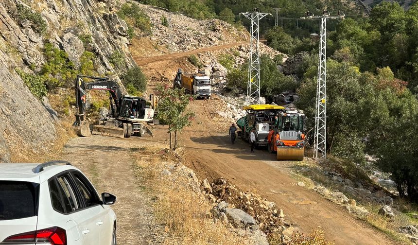 Kazan Vadisi’nde asfalt çalışmaları bölge halkını sevindirdi