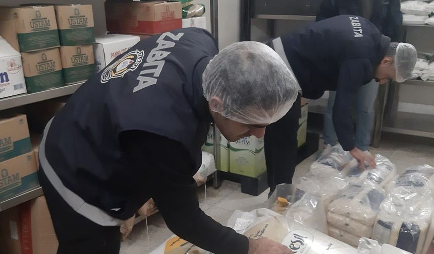 Hakkari’de 1.600 öğrenciye yemek sunan yemekhane denetlendi