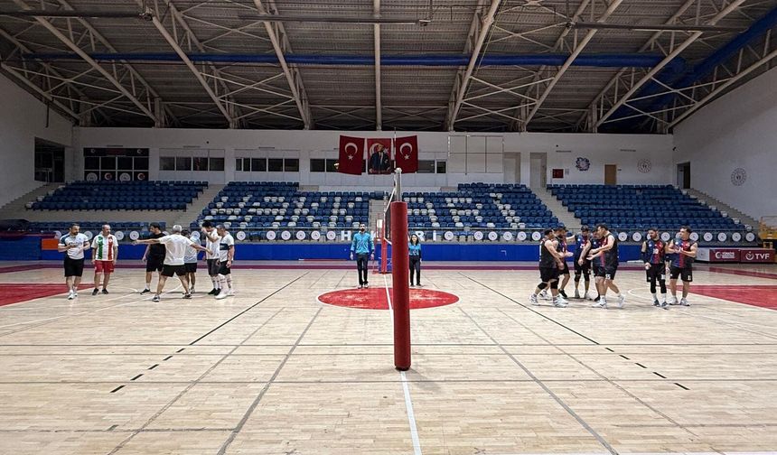 Hakkari’de 4. Kamu Spor Oyunları başladı