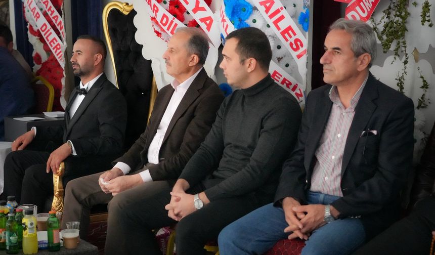 Vali Taşyapan Kurt ve Selçuk'un düğününe katıldı