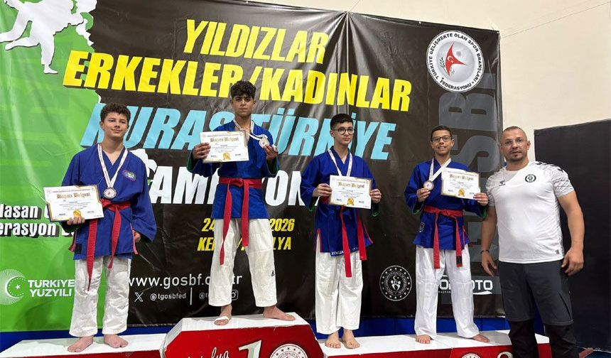 Hakkarili öğrenci Kuraşta Türkiye şampiyonu oldu