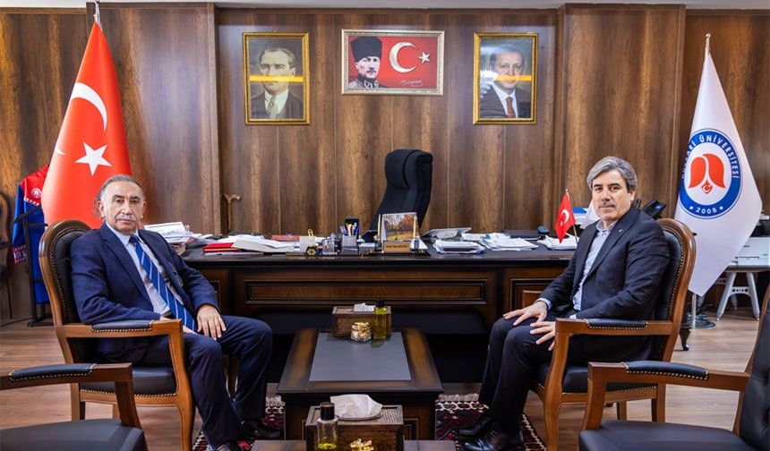 Fırat'tan Rektör Gençelep'e ziyaret