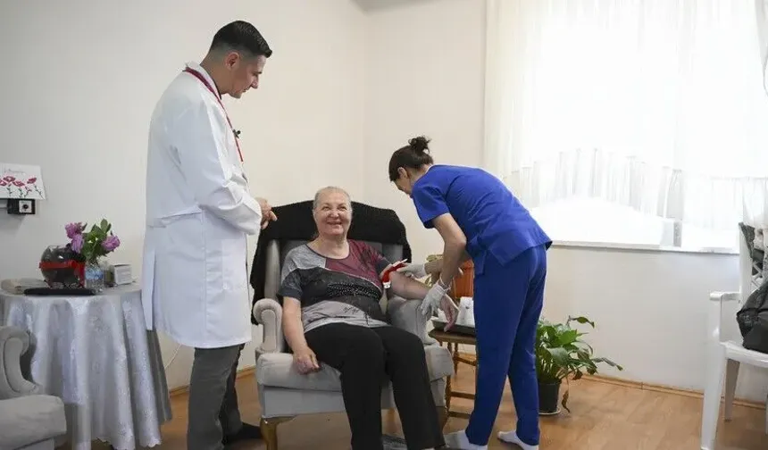 9 ayda 4 milyon yaşlıya kapsamlı sağlık değerlendirmesi