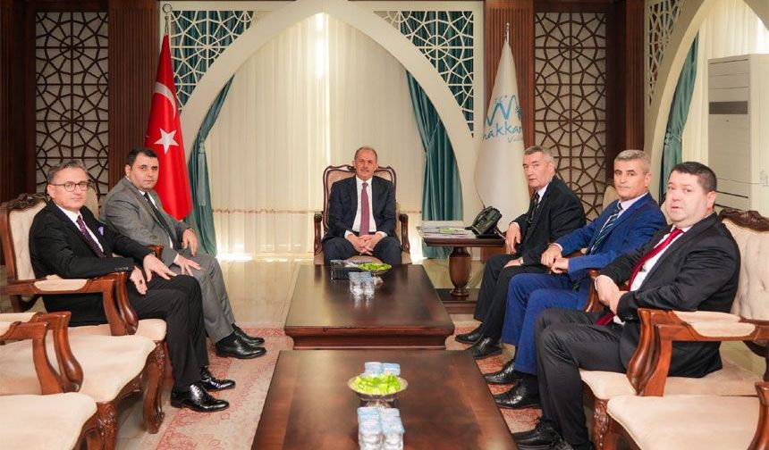 Hakkari Valisi Taşyapan’a “Güvenli Okul” ziyareti