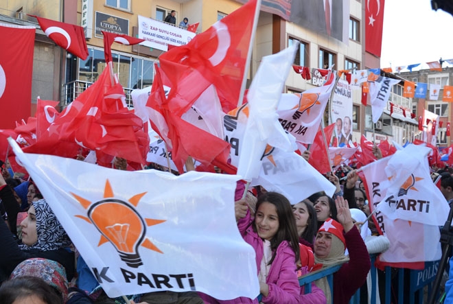 Cunhurbaşkanı Erdoğan'ın Hakkari mitinginden kareler...