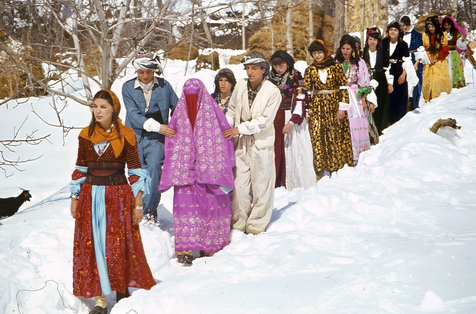 Bir zamanlar Hakkari düğünleri