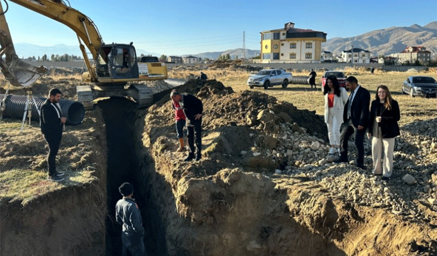 Belediye Eş Başkanları, çalışmaları inceledi