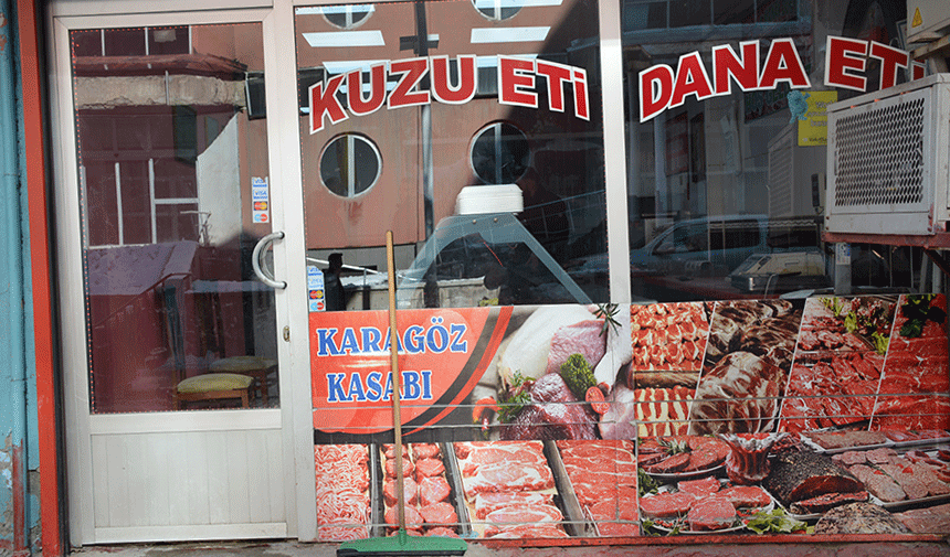 Hakkari'nin doğal et merkezi Karagöz kasabı