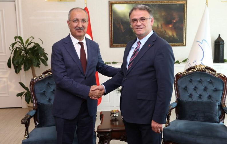 Van Valisi Ozan Balci 1024X720