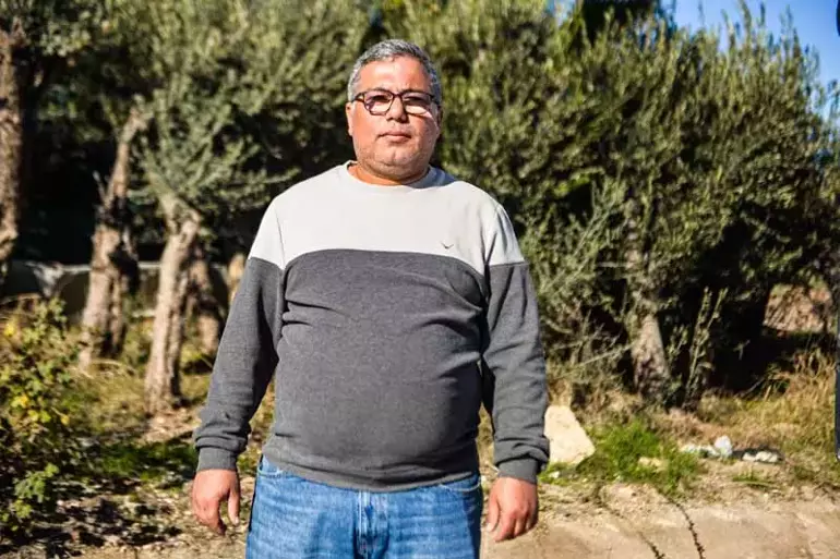 694B8A6Ae011Bf6418503B1B