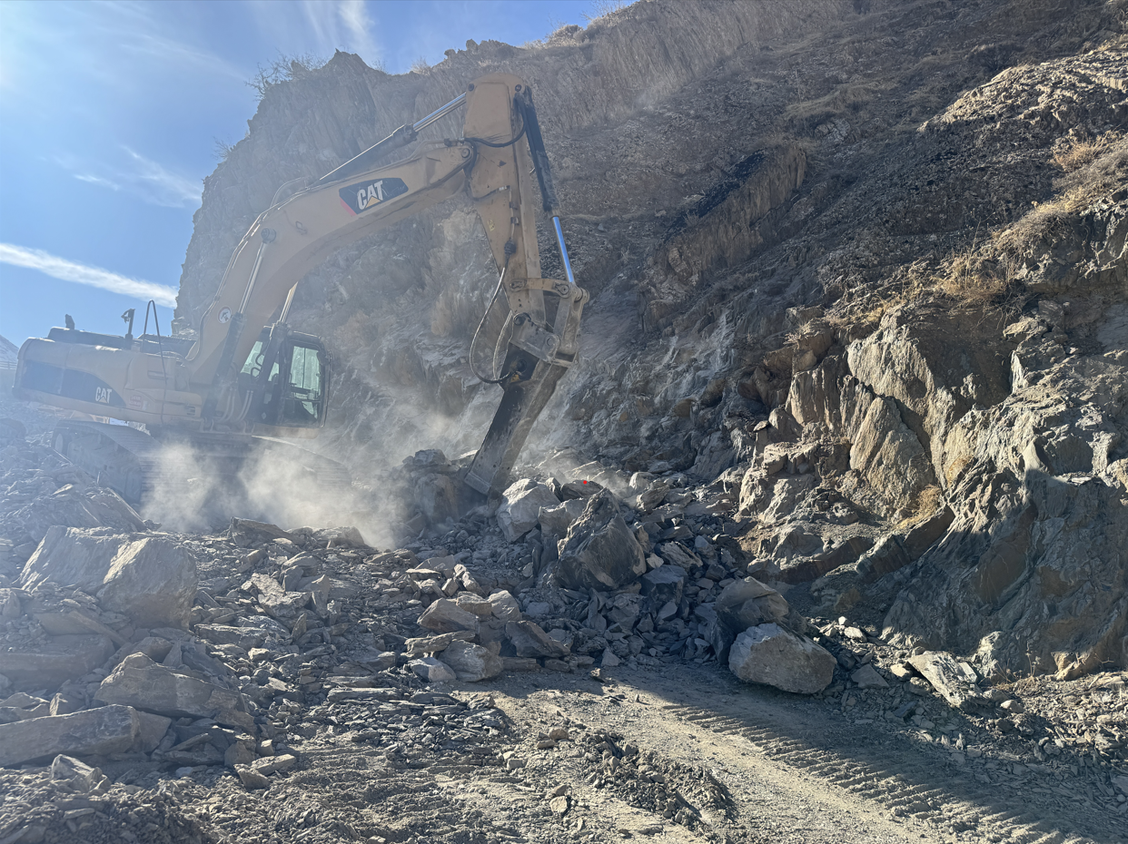 Yüksekova Yol Sorunu Köy 1